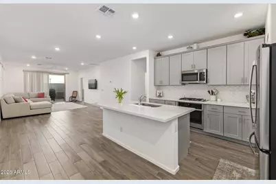 13099 N 146th Drive, Surprise, AZ 85379 - Photo 8