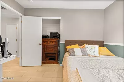 8830 N 20th Drive, Phoenix, AZ 85021 - Photo 14