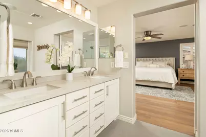 23031 N 43rd Place, Phoenix, AZ 85050 - Photo 16