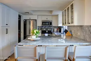 6516 N 10th Pl, Phoenix, AZ 85014 - Photo 8