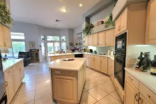 22515 N Vega Dr, Sun City West, AZ 85375 - Photo 12