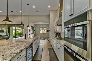 1966 E Indian Wells Dr, Gilbert, AZ 85298 - Photo 8