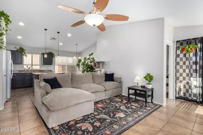 18631 N 5th Drive, Phoenix, AZ 85027 - Photo 8