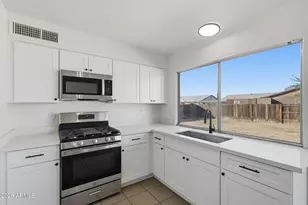 2012 W Romley Rd, Phoenix, AZ 85041 - Photo 10