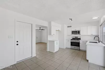 2012 W Romley Road, Phoenix, AZ 85041 - Photo 8