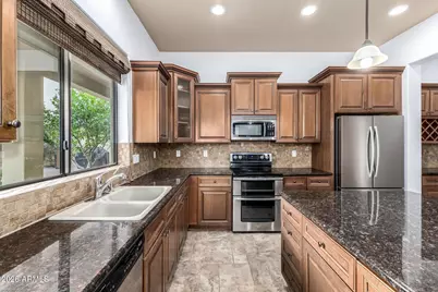 16111 W Glenrosa Avenue, Goodyear, AZ 85395 - Photo 18
