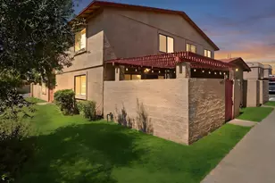 4051 W Palomino Rd, Phoenix, AZ 85019 - Photo 4