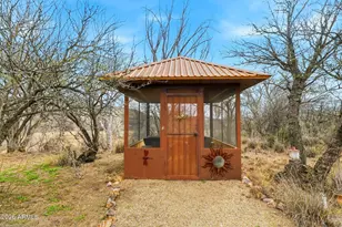 1366 E Cottonwood Ln, Huachuca City, AZ 85616 - Photo 32