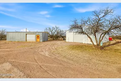 1366 E Cottonwood Lane, Huachuca City, AZ 85616 - Photo 40