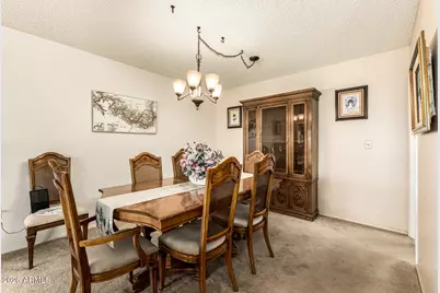 10422 W Roundelay Circle, Sun City, AZ 85351 - Photo 12