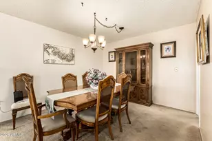 10422 W Roundelay Cir, Sun City, AZ 85351 - Photo 12