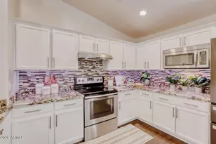 22006 N 34th Ln, Phoenix, AZ 85027 - Photo 8