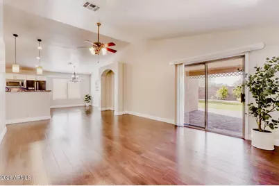 22006 N 34th Lane, Phoenix, AZ 85027 - Photo 2