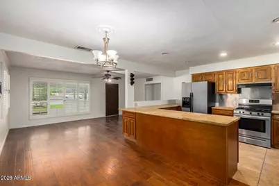 7340 N 7th Avenue, Phoenix, AZ 85021 - Photo 8