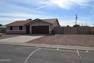 445 E Osage Ave, Apache Junction, AZ 85119 - Photo 2