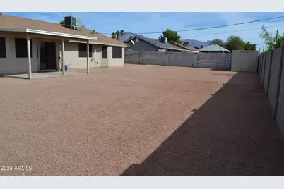 445 E Osage Avenue, Apache Junction, AZ 85119 - Photo 24