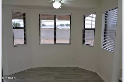 445 E Osage Avenue, Apache Junction, AZ 85119 - Photo 10