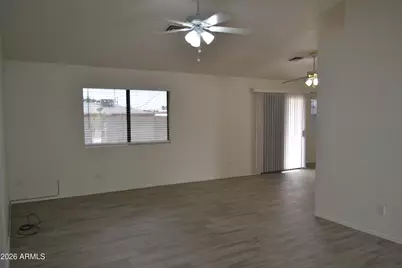 445 E Osage Avenue, Apache Junction, AZ 85119 - Photo 4