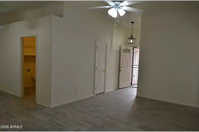 445 E Osage Avenue, Apache Junction, AZ 85119 - Photo 6