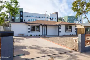 1847 E Pinchot Ave, Phoenix, AZ 85016 - Photo 1