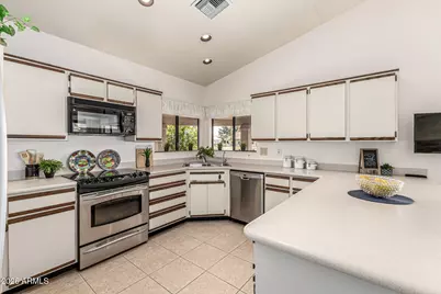 11001 E Chestnut Drive, Sun Lakes, AZ 85248 - Photo 24