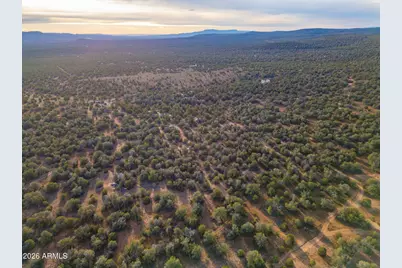 39500 N Kimlee Road #7, Ash Fork, AZ 86320 - Photo 8