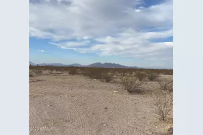 304 Martin Avenue #2, Gila Bend, AZ 85337 - Photo 2