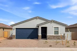 4186 W Erik Ln, San Tan Valley, AZ 85144 - Photo 2
