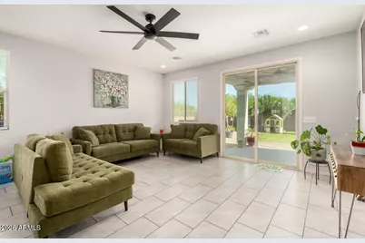 74 S 190th Lane, Buckeye, AZ 85326 - Photo 4