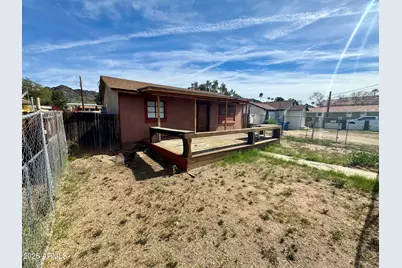 9829 N 13th Place, Phoenix, AZ 85020 - Photo 2