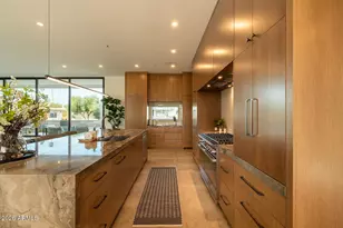 7017 E Orange Blossom Ln, Paradise Valley, AZ 85253 - Photo 10