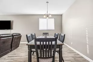 17997 W Louise Dr, Surprise, AZ 85387 - Photo 6