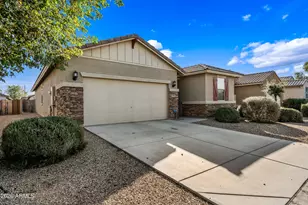 17997 W Louise Dr, Surprise, AZ 85387 - Photo 2
