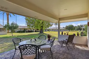 10438 W Saratoga Cir, Sun City, AZ 85351 - Photo 32