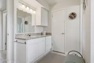 10438 W Saratoga Cir, Sun City, AZ 85351 - Photo 26