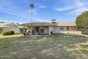 10438 W Saratoga Cir, Sun City, AZ 85351 - Photo 36