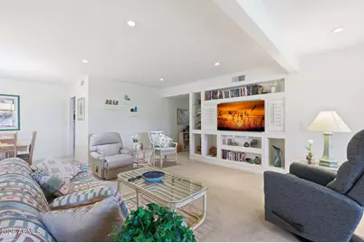 10438 W Saratoga Circle, Sun City, AZ 85351 - Photo 12