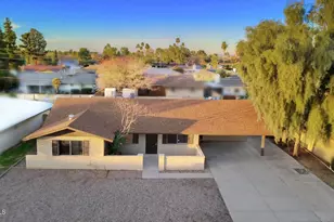 2924 West Myrtle Ave, Phoenix, AZ 85051 - Photo 1