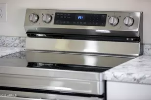 2924 West Myrtle Ave, Phoenix, AZ 85051 - Photo 16