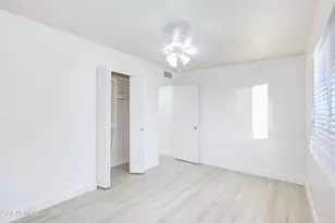 2924 West Myrtle Ave, Phoenix, AZ 85051 - Photo 30