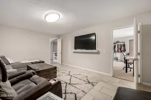 8201 W Country Gables Dr, Peoria, AZ 85381 - Photo 34