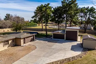 8201 W Country Gables Dr, Peoria, AZ 85381 - Photo 50