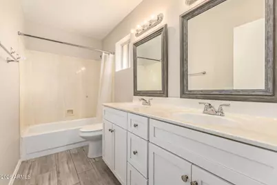 8057 W Dreyfus Drive, Peoria, AZ 85381 - Photo 16