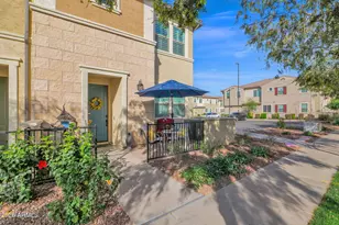 1917 E Hampton Ln, Gilbert, AZ 85295 - Photo 2