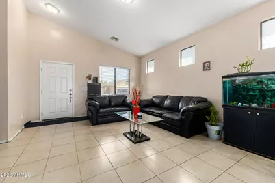 2537 W Novak Way W, Phoenix, AZ 85041 - Photo 30