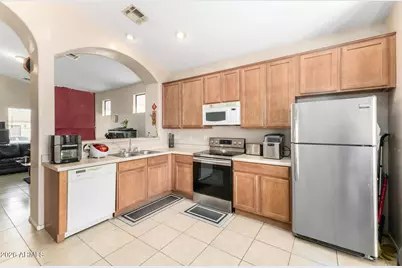 2537 W Novak Way W, Phoenix, AZ 85041 - Photo 26