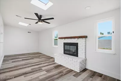 752 E Glade Avenue, Mesa, AZ 85204 - Photo 10
