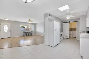 10716 W Meade Dr, Sun City, AZ 85351 - Photo 12