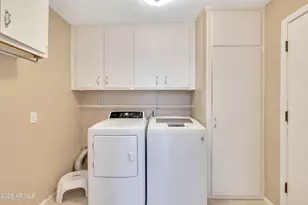 10716 W Meade Dr, Sun City, AZ 85351 - Photo 6