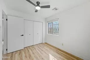 2824 E Chipman Rd, Phoenix, AZ 85040 - Photo 12